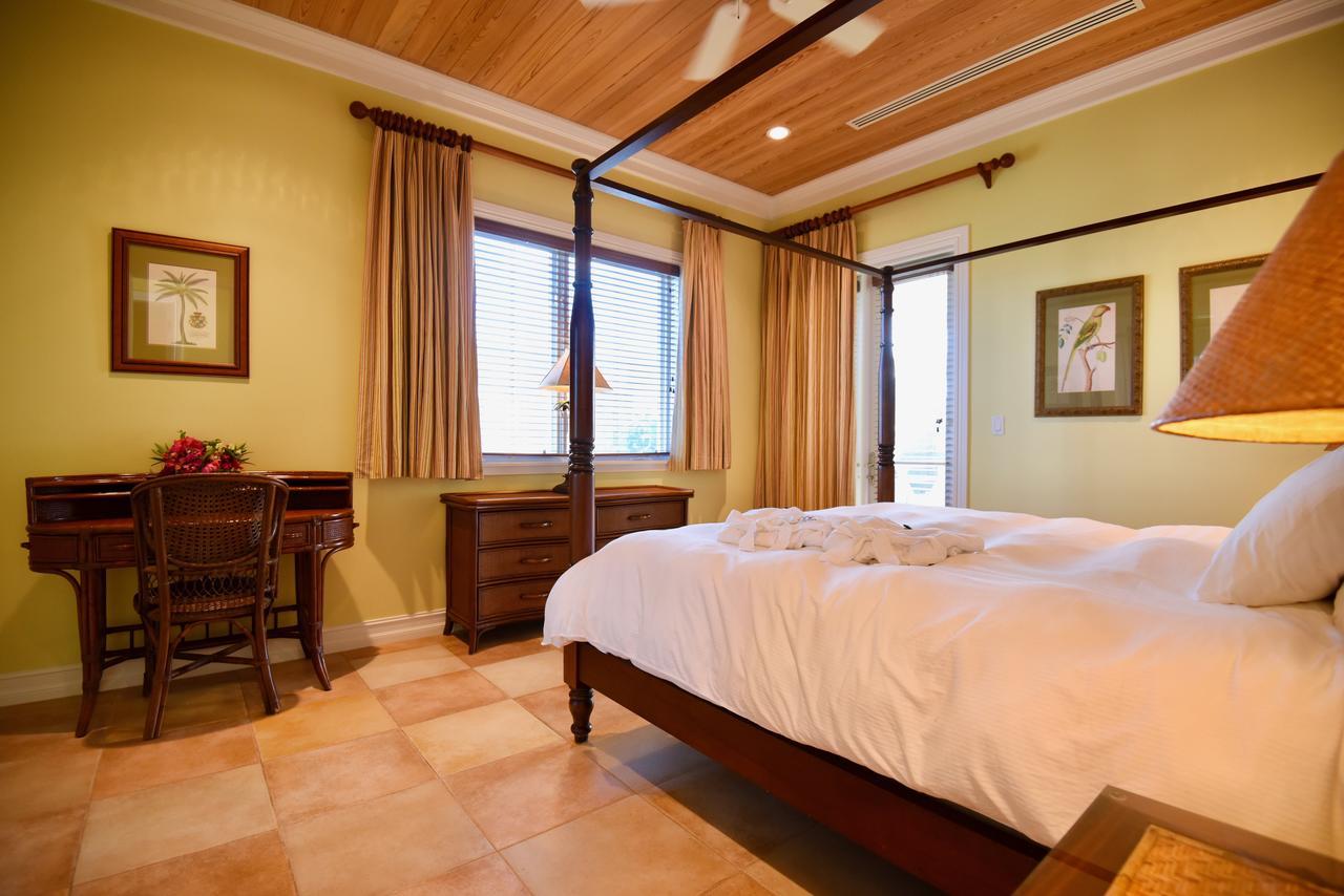 Cape Santa Maria Beach Resort & Villas Seymour's Exterior photo